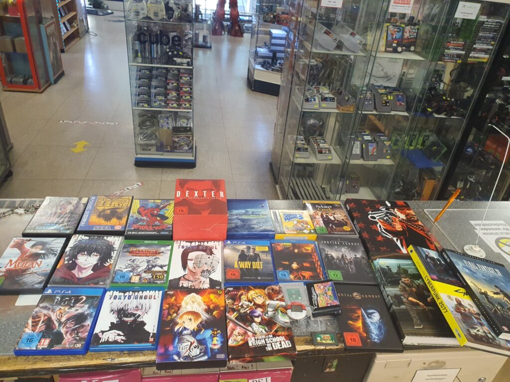 Neue Auktionen gestartet https://www.ebay.de/sch/powergames-shop/m.html?_nkw=&_armrs=1&_ipg=&_from=