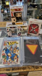 Ankauf Grading Comics Popupfiguren und Saw Box #grading #gradingservices #gradingcards #comics #comic #marvel #marvelcomics #marvelstudios #marvellegends #popup #PopUpStore #popupmarket #gameshop #powergames